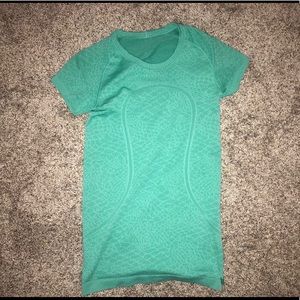 Lululemon Run Swiftly Top
